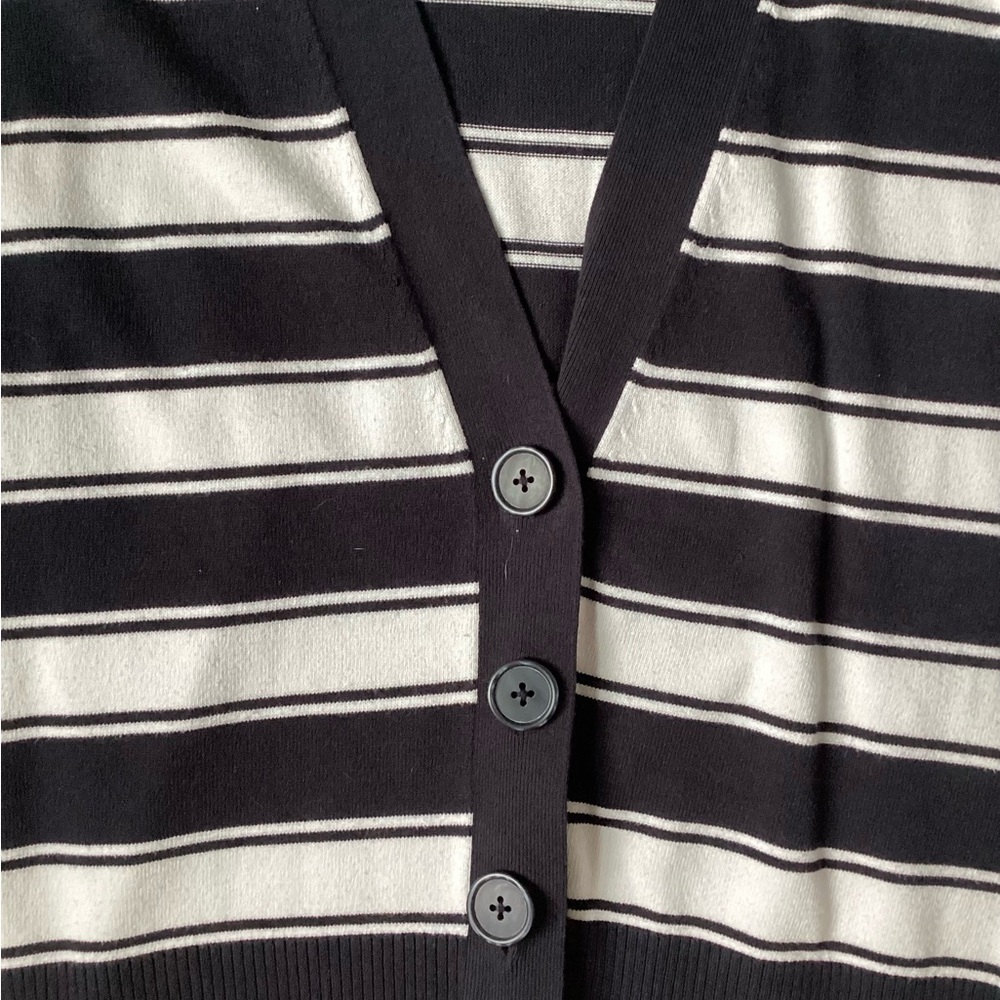 Ann Taylor V-Neck Ladies Stripe Sweater Size L - Picture 3 of 10